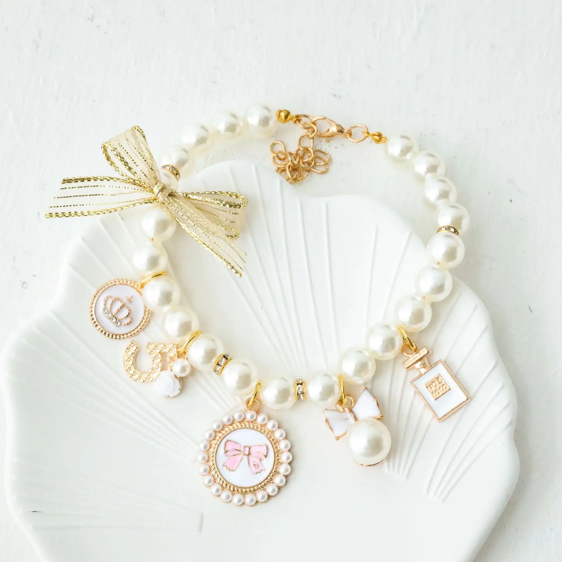 Pärlhalsband med Rosett för Hund och Katt – Prinsessdesign med Strass