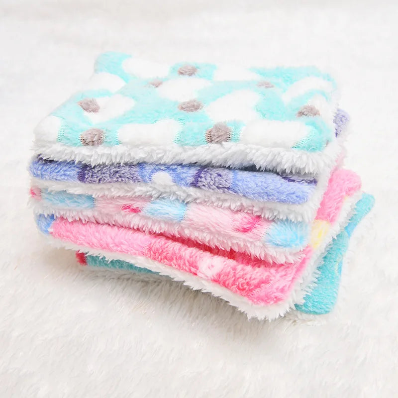 Mjuk Bäddmatta för Smådjur – Varm och Bekväm Året Runt