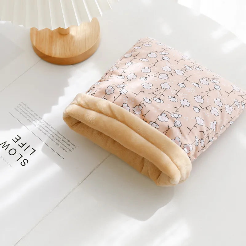 Varm Sovpåse i Fleece för Smådjur – Mysig Bädd för Vila