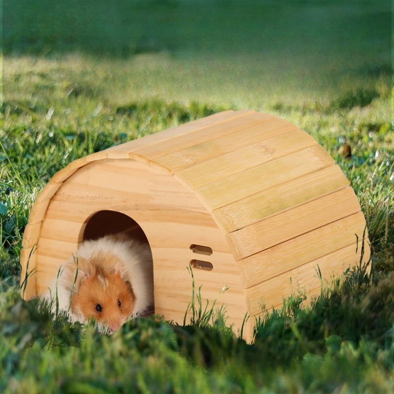 Hamsterhus i Trä med Gömställe och Bro