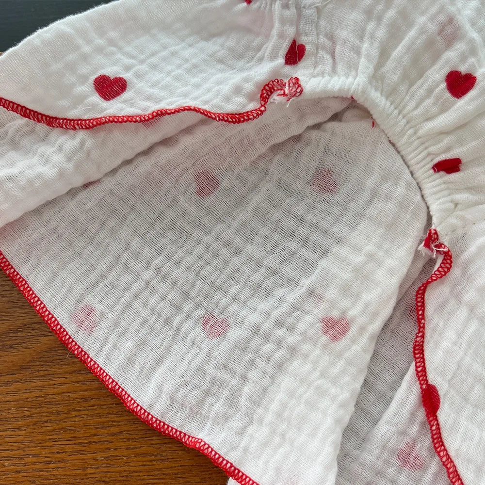 Hundklänning För Hund Och Katt – Söt Hjärtformad Design