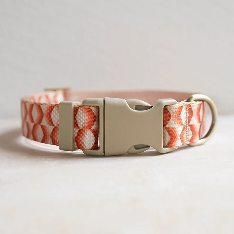 Hundhalsband i Nylon – Justerbart och Slitstarkt