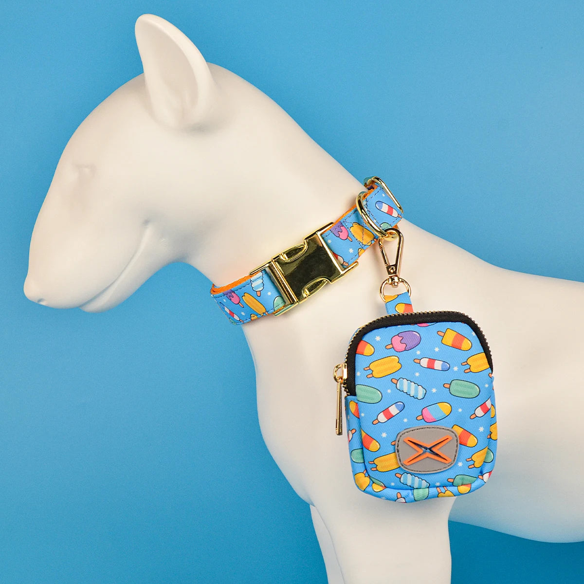 Elegant Hållare för Avföringspåsar med Gulddetaljer – Slitstarkt Material och Modern Design