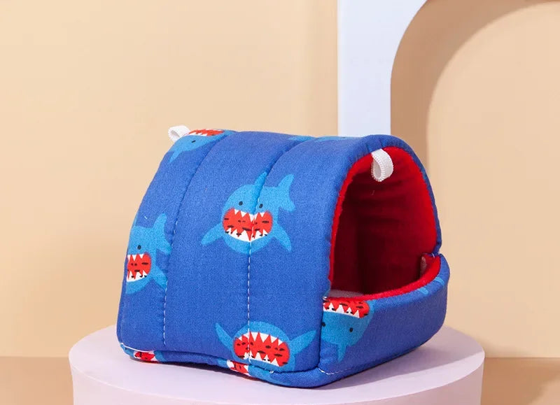 Hamsterhus och Småfågelsbädd i Fleece med Hängande Design