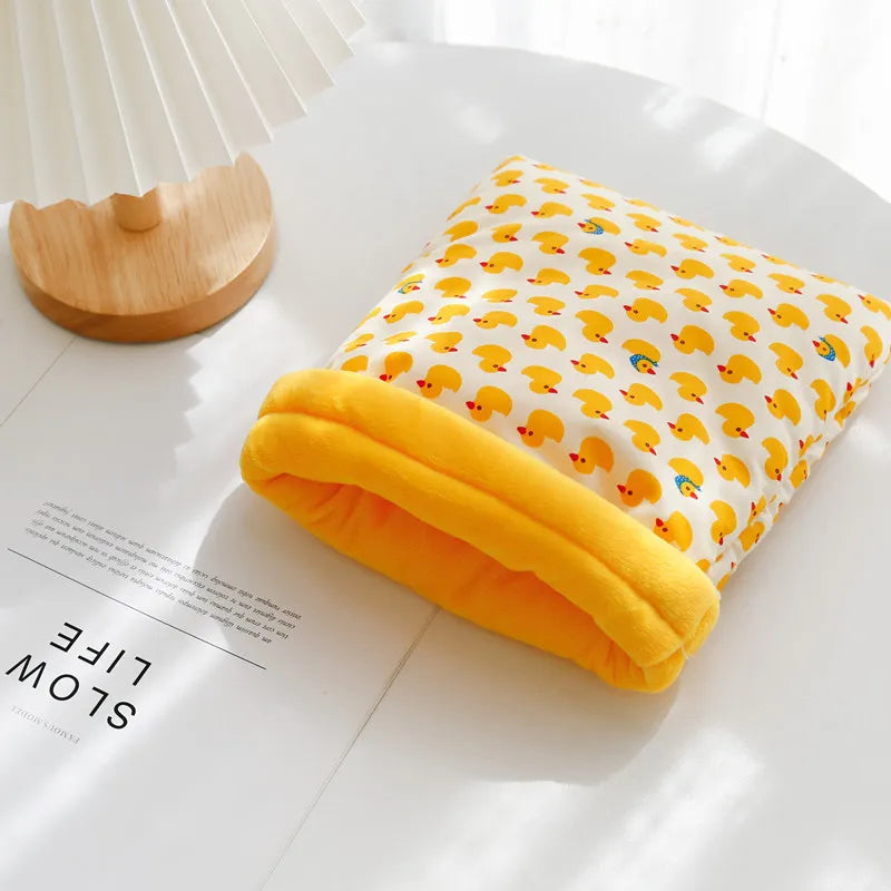 Varm Sovpåse i Fleece för Smådjur – Mysig Bädd för Vila