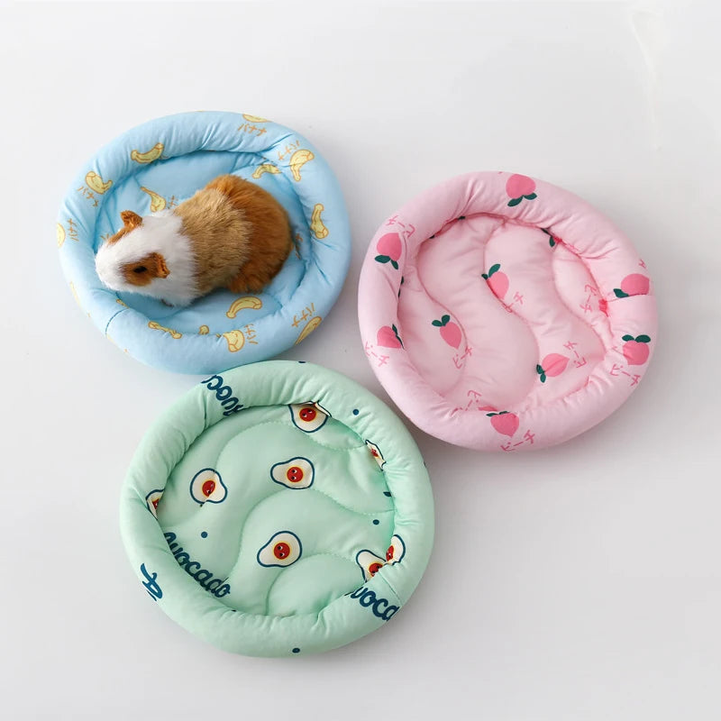 Mjuk Sovmatta för Smådjur – Mysig och Bekväm Bädd