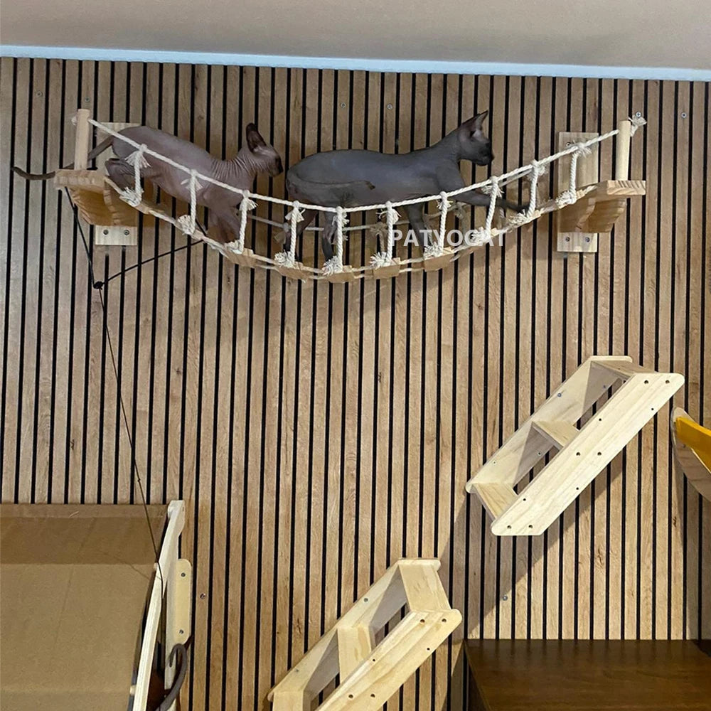 Vägghylla för Katt – Klätterhylla i Trä med Hängmatta och Bro