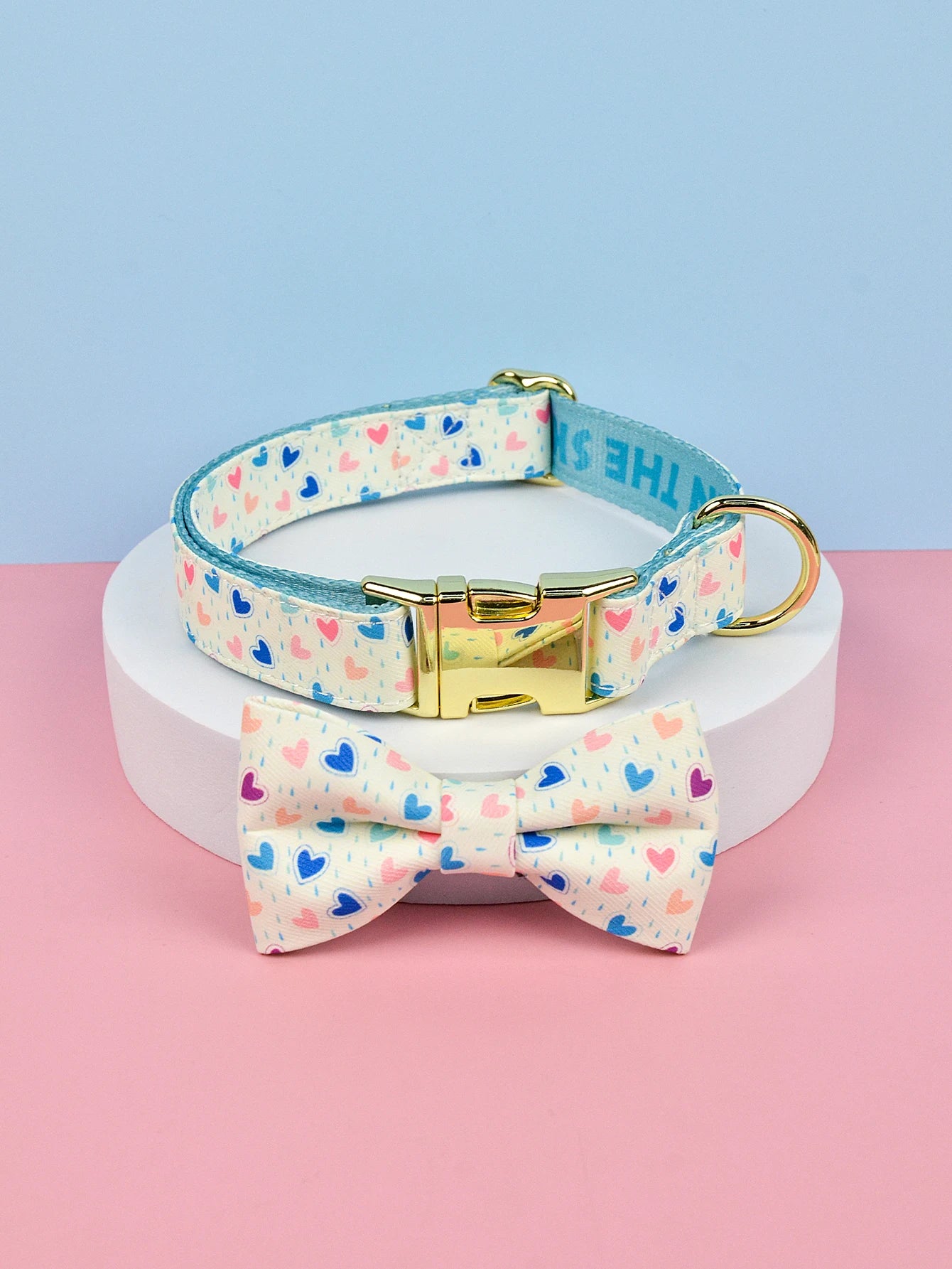 Snyggt och Justerbart Hundhalsband med Rosett – Tryckt Dubbel Design