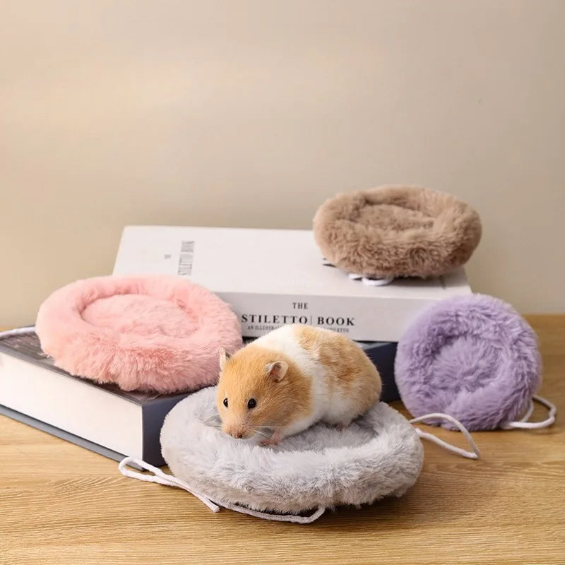 Mjuk Sovmatta för Smådjur – Varm och Bekväm Bädd