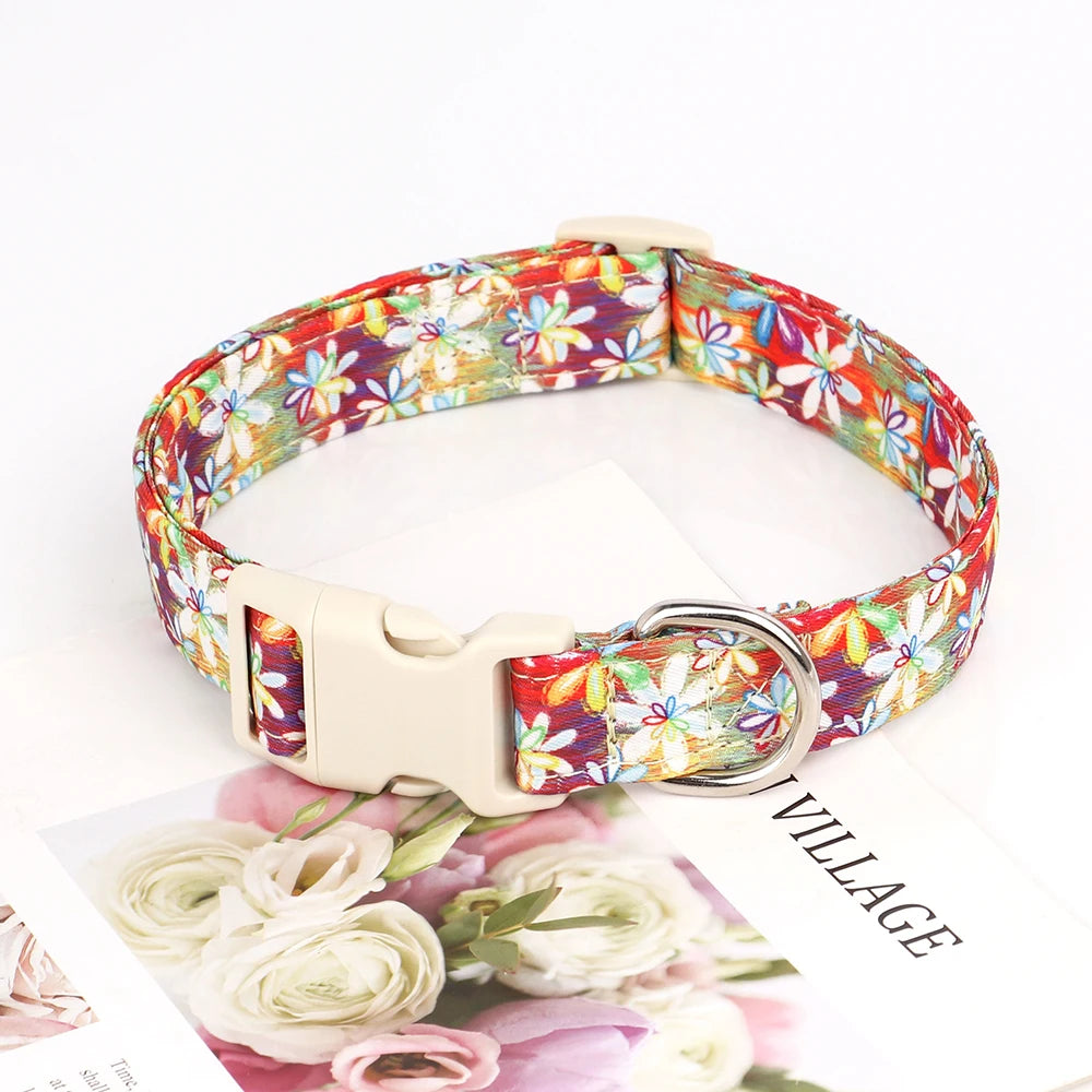 Hundhalsband i Nylon – Justerbart med Dekorativt Tryck