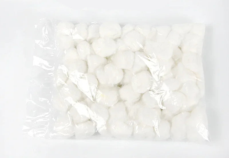 Bomullsbollar för Smådjur – 100 st Färgglada som Bäddmaterial