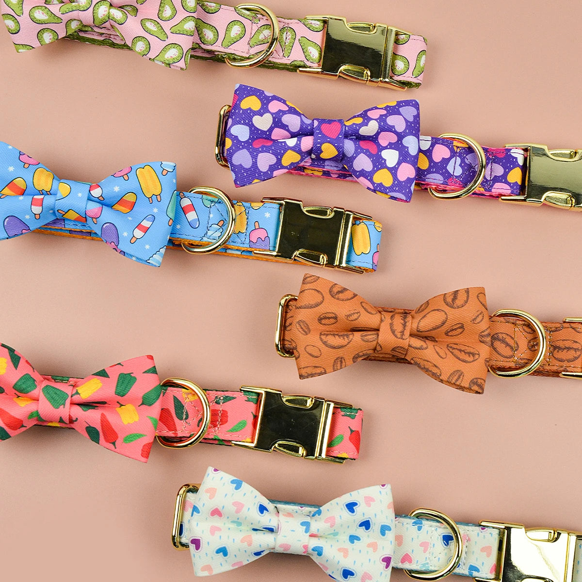 Snyggt och Justerbart Hundhalsband med Rosett – Tryckt Dubbel Design