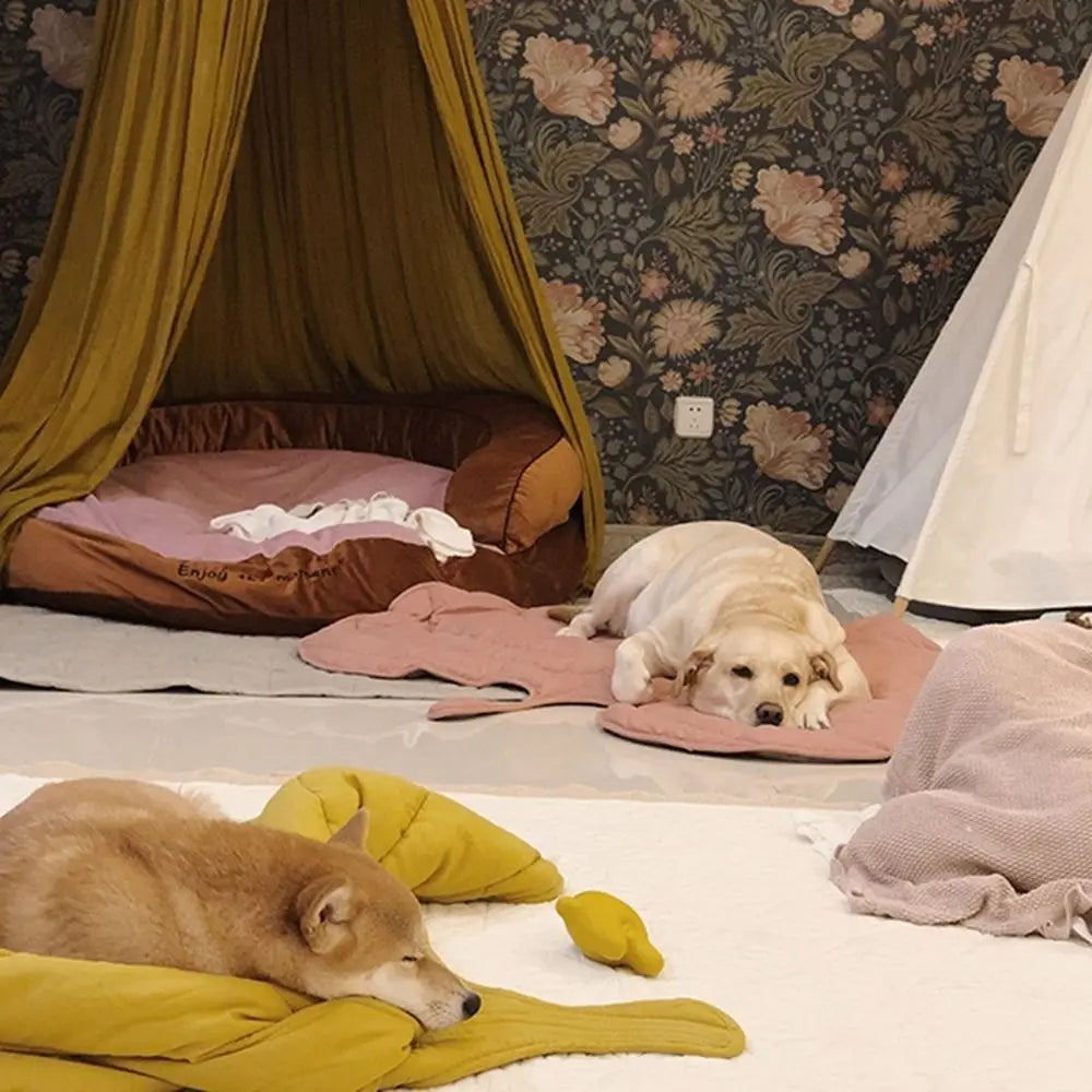 Svalkande Hundfilt i Bladform – Mjuk, Tvättbar och Andningsbar Matta