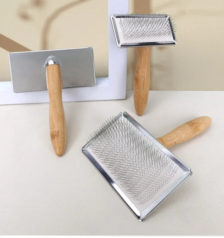 Lyxig Träborste för Hund, Katt & Kanin – Toveredskap & Massage i Elegant Design