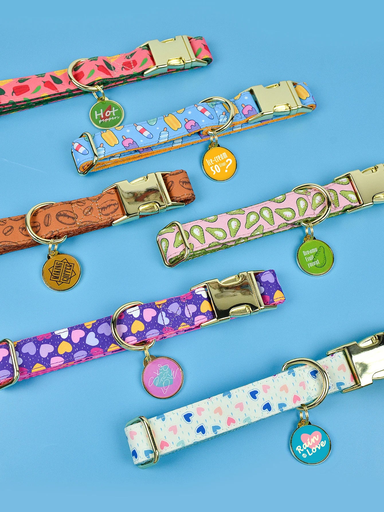 Söt Justerbar Hund- och Kattkrage med Dubbelsidigt Tryck med Dekorativt Hänge