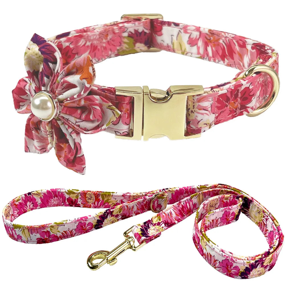 Exklusivt Blommigt Halsbandsset med Rosett & Koppel för Hund