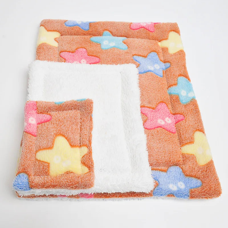 Mjuk Bäddmatta för Smådjur – Varm och Bekväm Året Runt