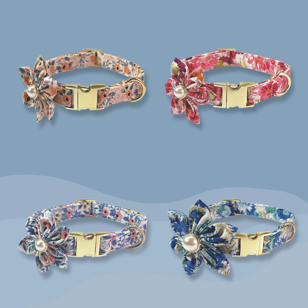 exklusivt blommigt halsbandsset med rosett och koppel för hund