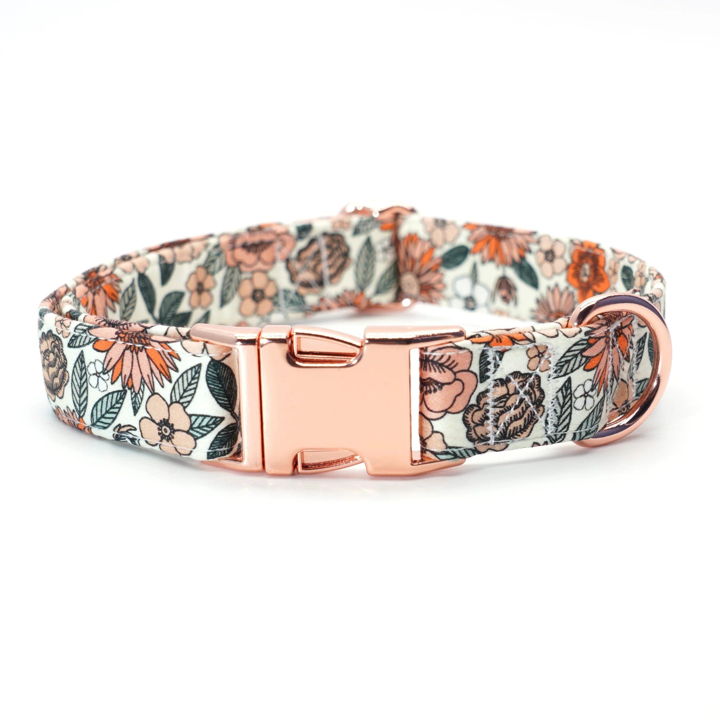 handgjort hundhalsband i boho blommigt mönster med avtagbar blomma