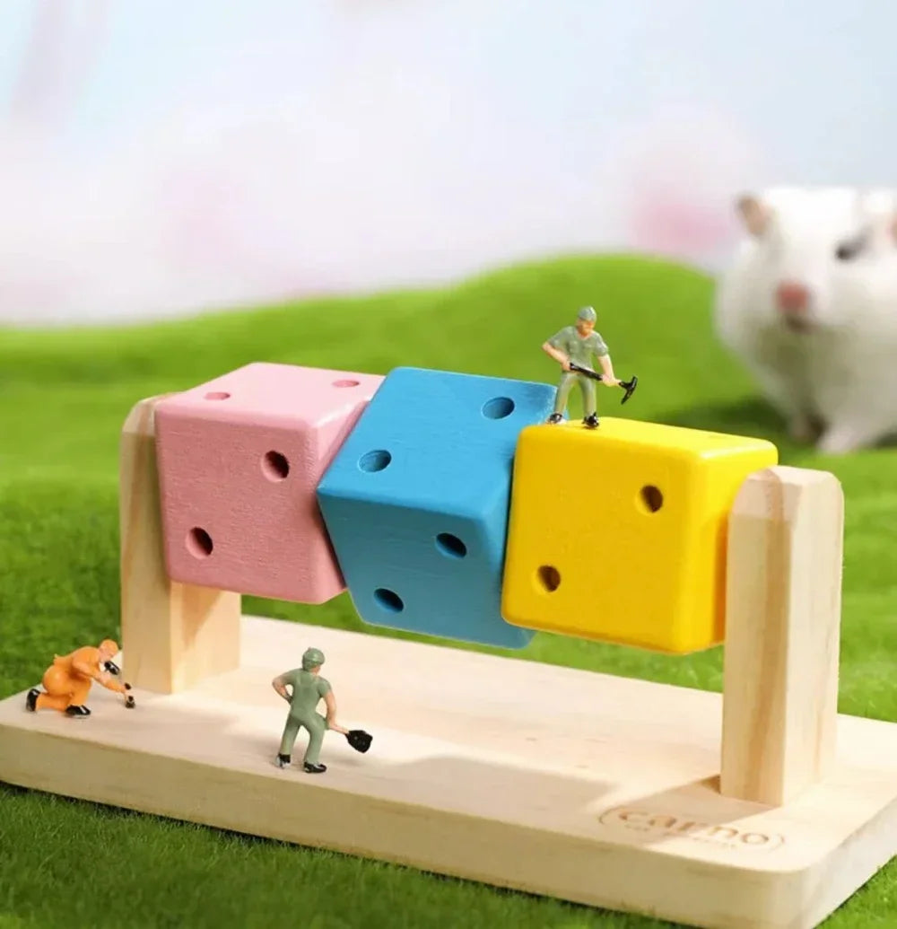 leksak i tra for hamster och smadjur